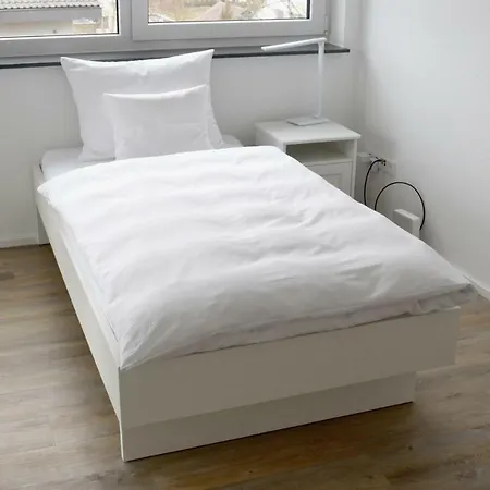 Komfort-wohnungen Warum-ins-hotel Apartment Erlenbach (Heilbronn)