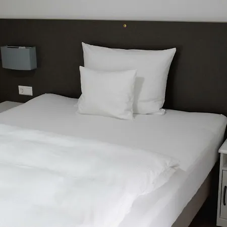 Apartment Komfort-wohnungen Warum-ins-hotel *