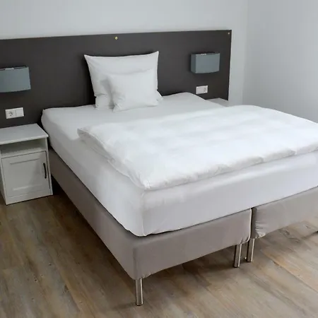 Komfort-wohnungen Warum-ins-hotel Erlenbach (Heilbronn)
