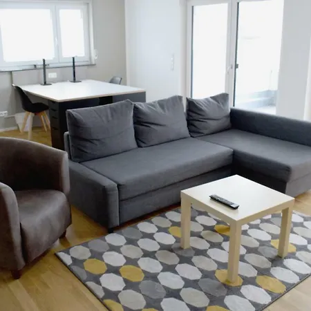 Komfort-wohnungen Warum-ins-hotel Apartment *