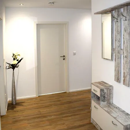 Komfort-wohnungen Warum-ins-hotel Apartment *