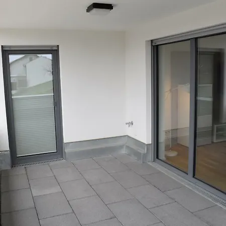 Komfort-wohnungen Warum-ins-hotel Apartment *