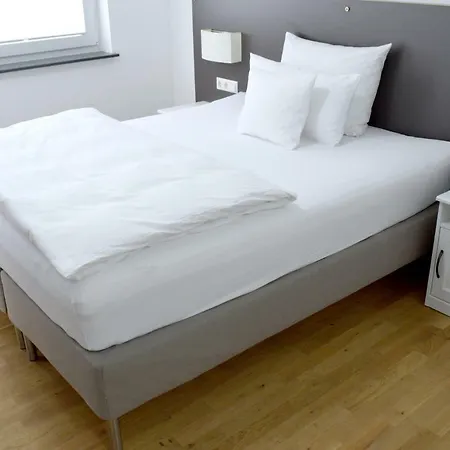 Apartment Komfort-wohnungen Warum-ins-hotel *